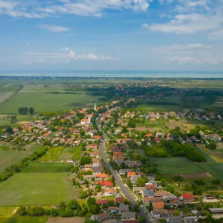 In 19477 Prázdninový dům