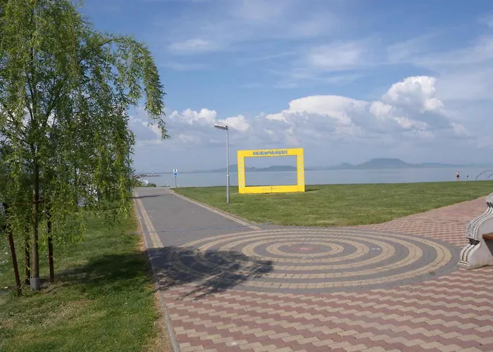 In 19477 Balatonmariafurdo